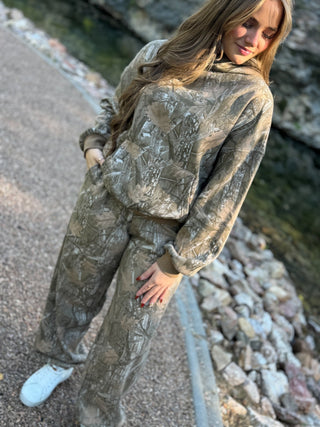Camo Print Pullover Hoodie