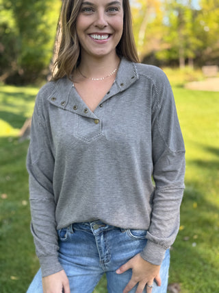 Lexi Mock Neck