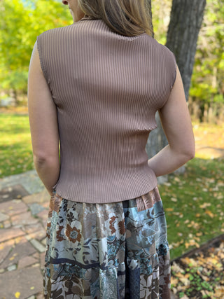 Back view of a mocha pleated sleeveless shell top with skirt | V-Rae's Boutique