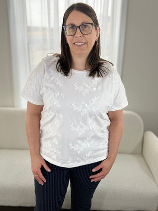 Tribal Flora Textured Tee - V - Rae’s Boutique