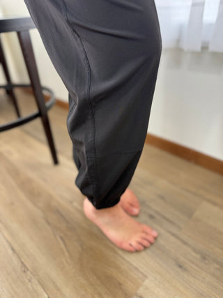 Luxe Keyhole Jogger Jumpsuit - V - Rae’s Boutique